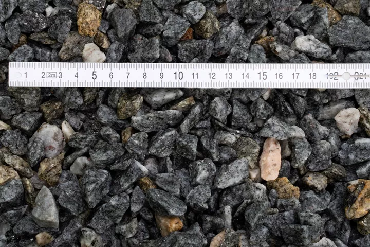 Grå granitskærver 11/16 mm Big bag Stenungsund