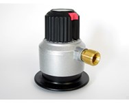 Mellemtryksregulator for flasker med click-on ventil