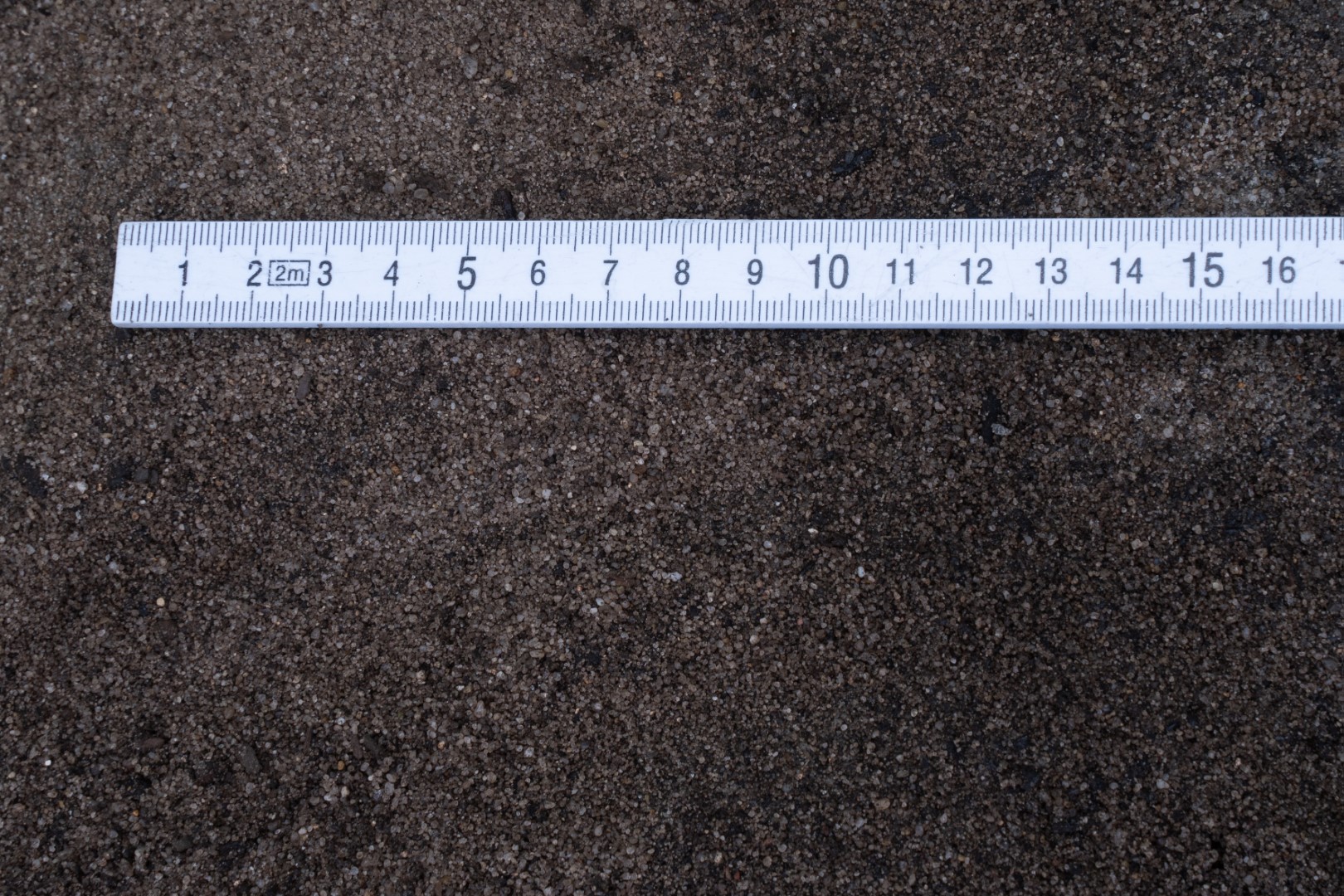 Topdres til græsplæner